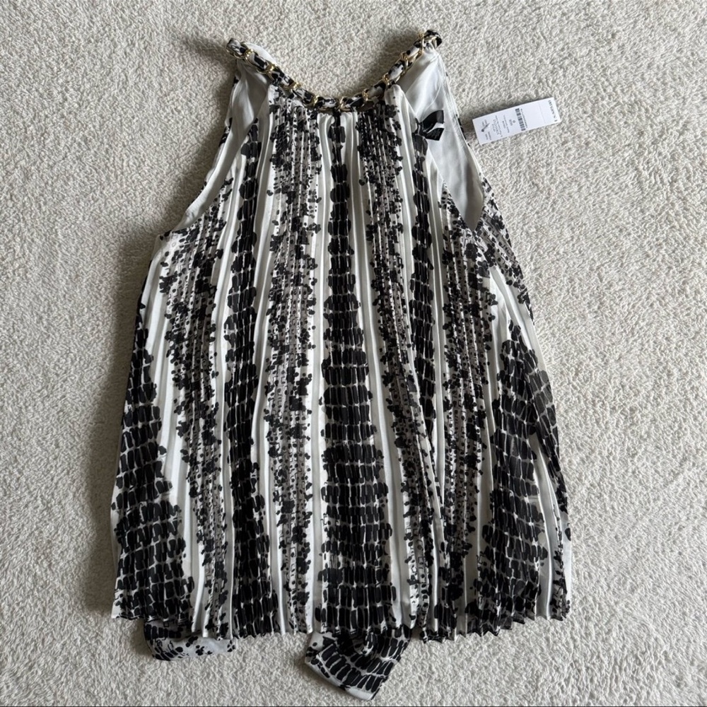 White House Black Market Black and White Pleated Tank Top